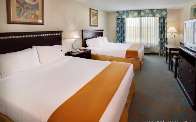 Holiday Inn Express Hotel & Suites Altoona-Des Moines, an IHG Hotel