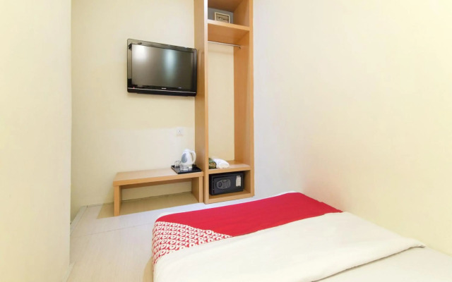 OYO 90894 Hotel Smc I-city