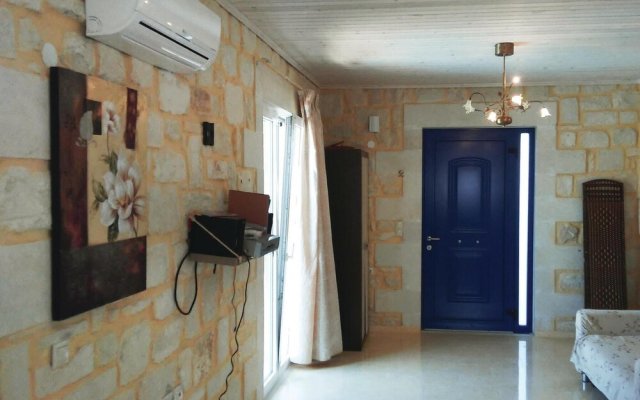 Stunning Home in Chania With Wifi and 3 Bedrooms