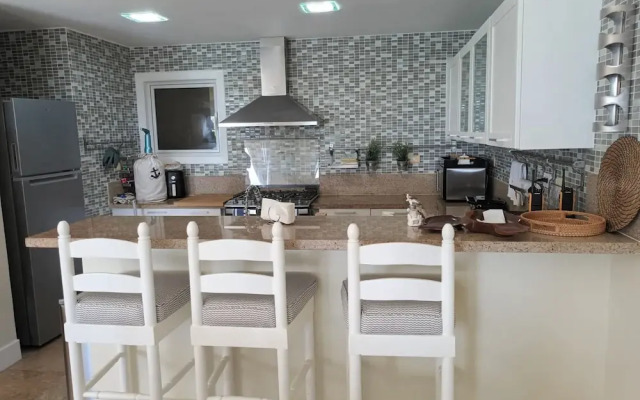 Magnificent Villa With Ocean View in Puerto Bahia