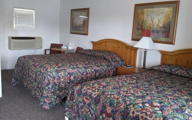 Circle S Lodge