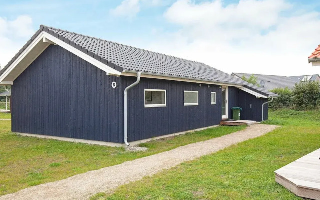 5 Star Holiday Home in Grossenbrode