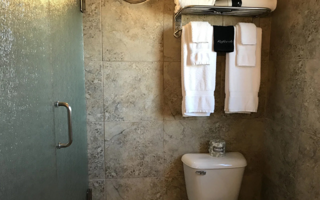 Dinosaur Inn & Suites