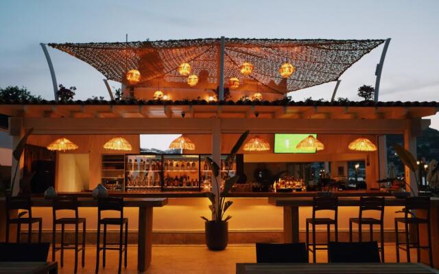 Lavinya Otel