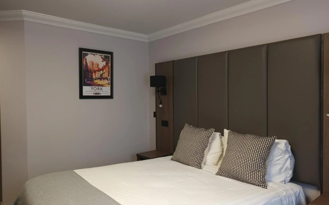 The Corn Mill Lodge Hotel