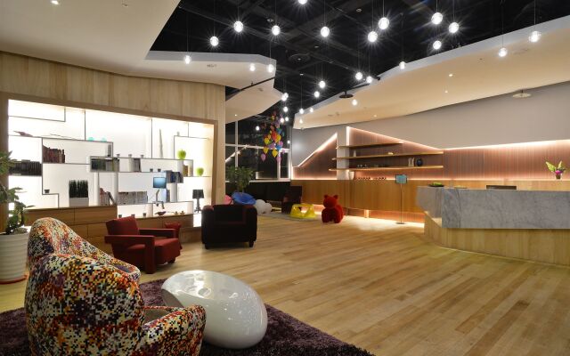 In Young Hotel