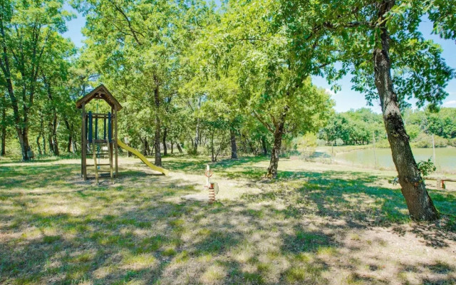 Vibrant Holiday Home in Castiglione del Lago