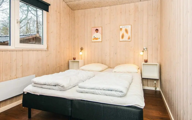 10 Person Holiday Home in Glesborg-by Traum