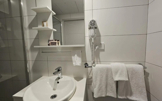 Studio 8 Residences - Adults Only