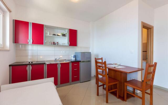 Ana - free parking - SA1(2+1)