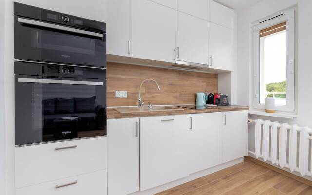 Studio With Sea View Gdynia by Renters