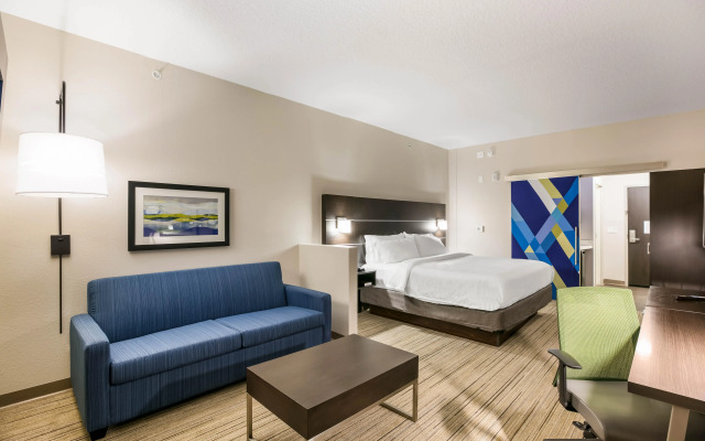 Holiday Inn Express & Suites Jacksonville - Town Center by IHG