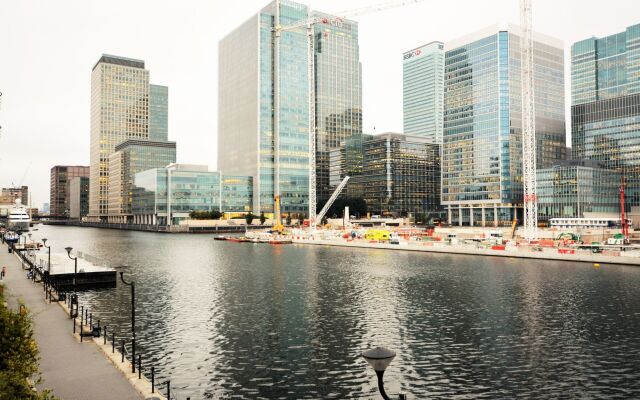 Zen Apartments - Docklands