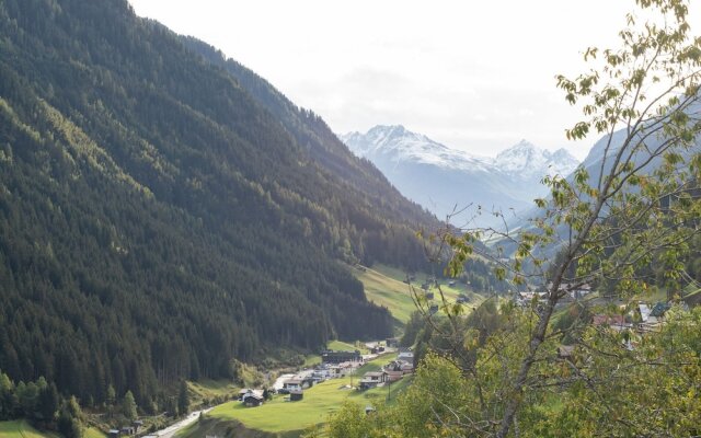 Splendid Apartment in Ski Area in Kappl