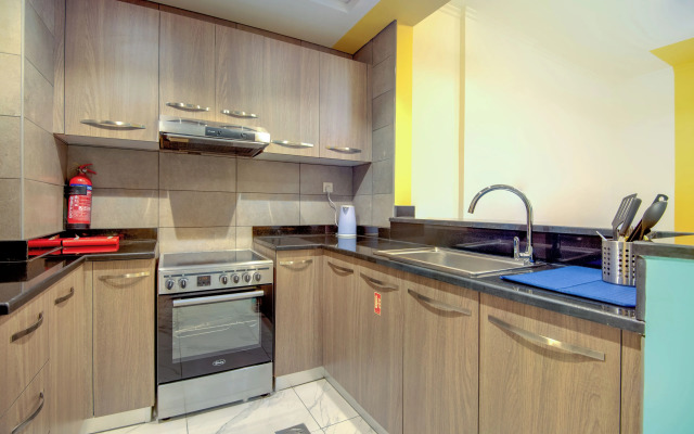 Izzzi Life Mint- Apart Hotel