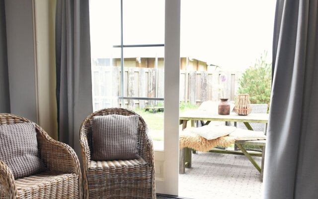 Rustic Apartment in Callantsoog With Terrace