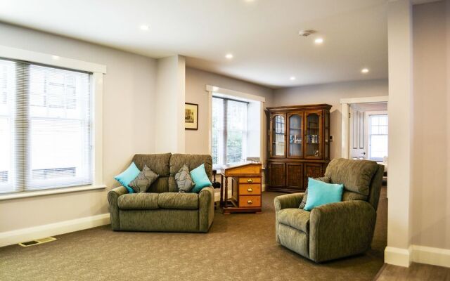 Heathfield Apartments