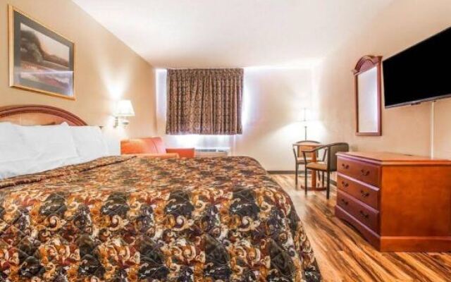 Rodeway Inn Caseyville