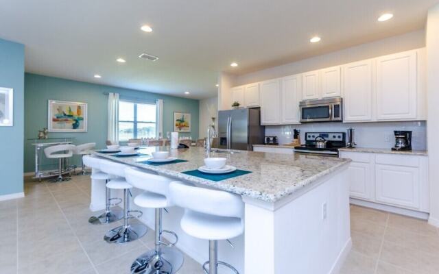 9-Bedroom Villa in Davenport 6160BOA