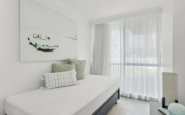 Seacrest Beachfront Holiday Apartments