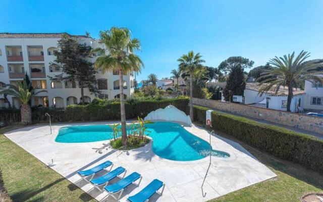 Brigth Apartment/2BED/2BATH/100m beach/Sea Views