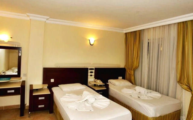 Flower Hotel