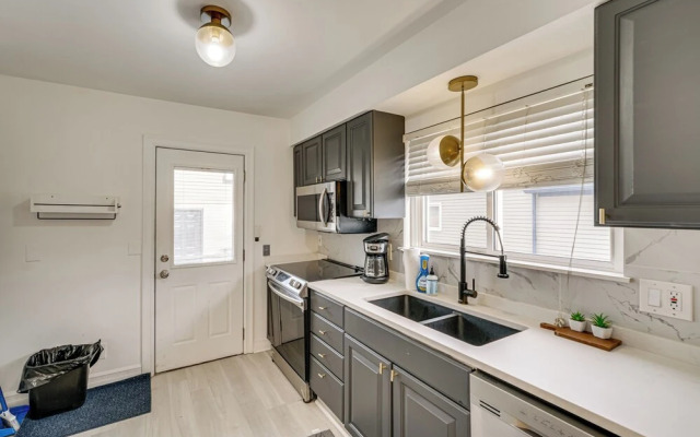 Trendy Birmingham House w/ Laundry Amenities!