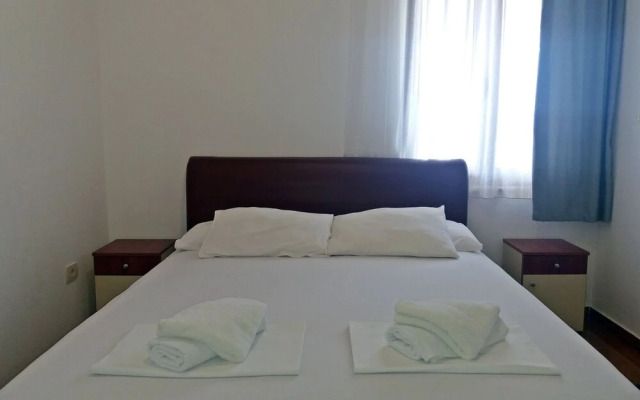 Villa Oasis with swimming pool