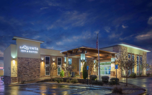 La Quinta Inn & Suites by Wyndham Chattanooga - East Ridge