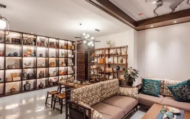 Dali Junbo Tea Yun Theme Seaview Homestay