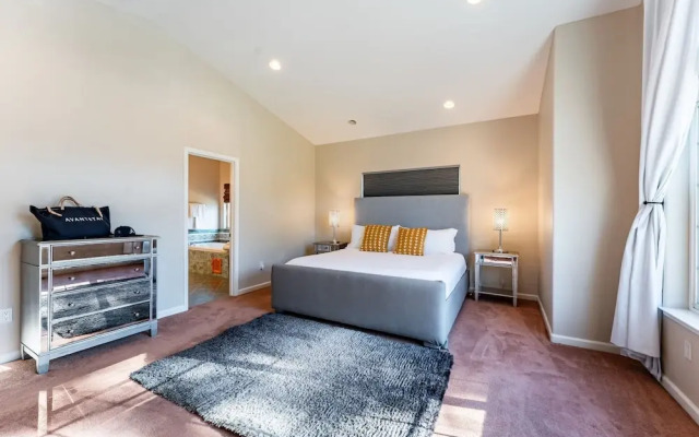 Blitzen by Avantstay Pet-friendly Tahoe Retreat