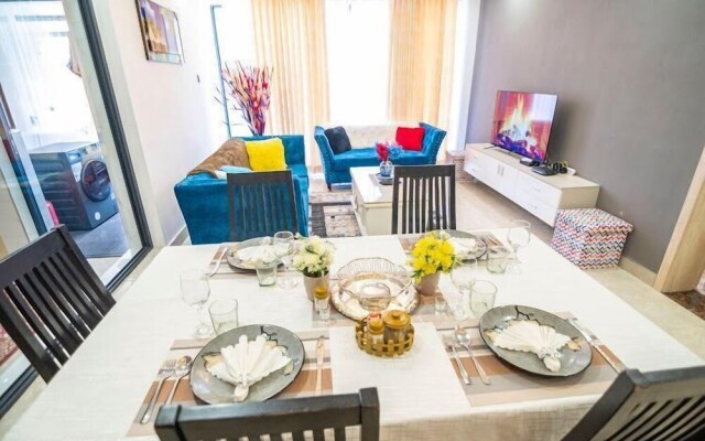 Lux Suites Urban Oasis Apartments