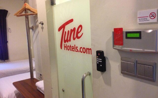 Tune Hotel - Danga Bay, Johor