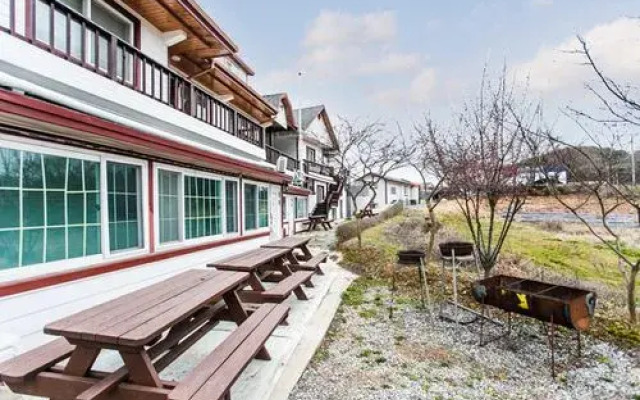 Taean Ggotji Haesong Pension