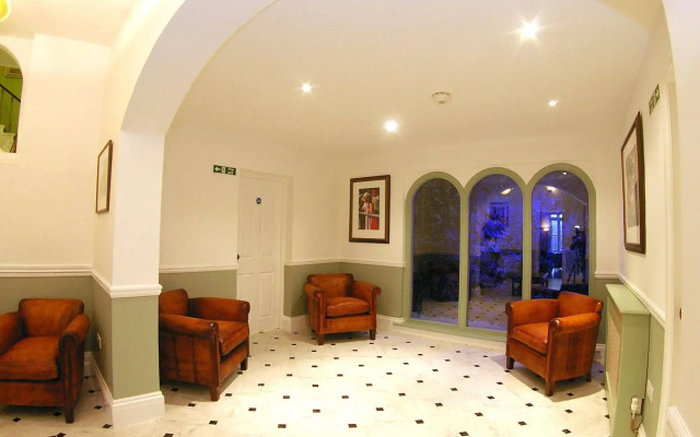 hotelImage