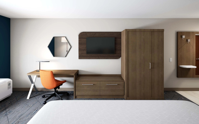 Holiday Inn Express & Suites Englewood Denver South by IHG