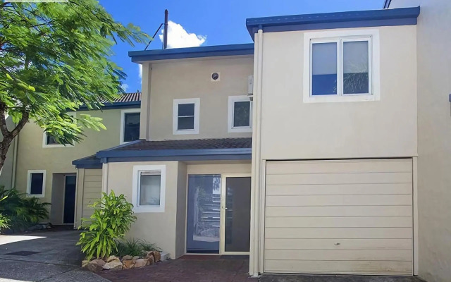 Little Cove Townhouse 9 Pandanus Street 14