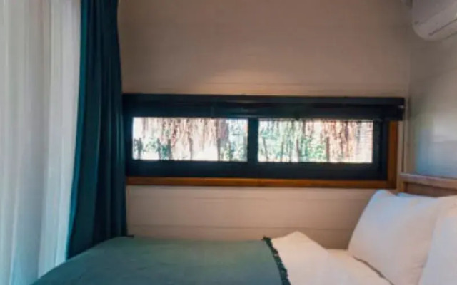 Feronia Suites