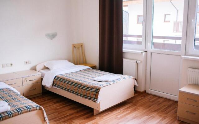 PriyutPandyi Hotel