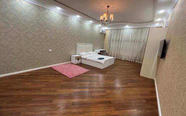 NİZAMİ STREET Center apartment