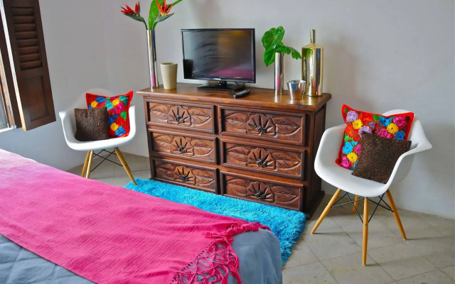 Villa Mercedes Petit Hotel