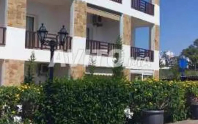 Studio de luxe avec piscine