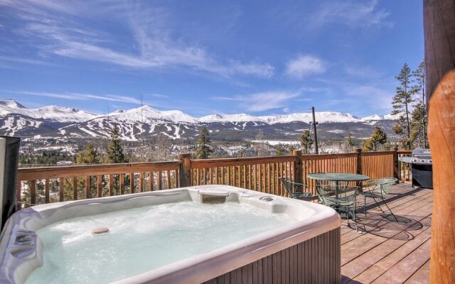 Barton  4 Bedroom Home by RedAwning