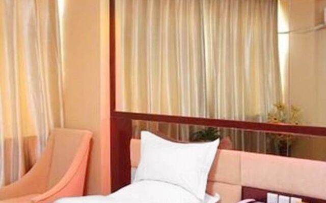 Zhongwei Wanrui Hotel