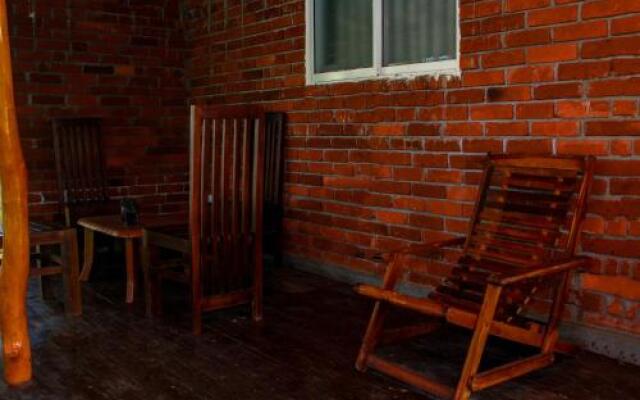 Birds Paradise Inn