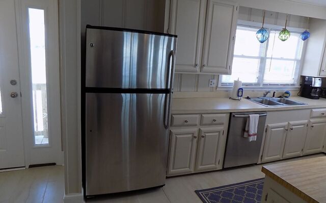 Allston Pawleys Island - 4 Br Home