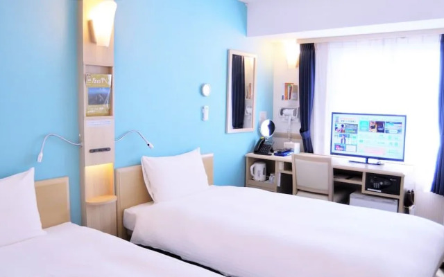 Toyoko Inn Osaka Kadoma-shi Ekimae