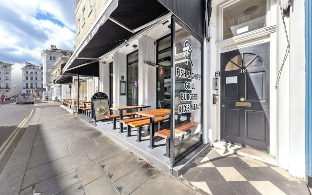 Stunning 2B Flat in South Kensington Near Station