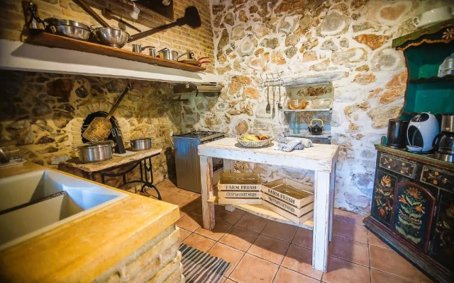 Traditional Villa Askyfou