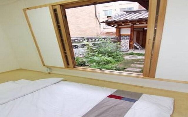 Irang Hanok Guesthouse